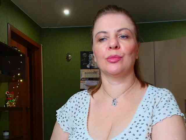 Veronika_Gold webcam