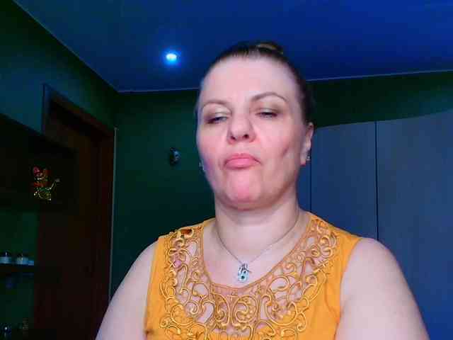 Veronika_Gold webcam