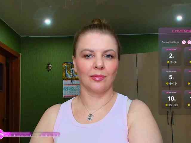 Veronika_Gold webcam