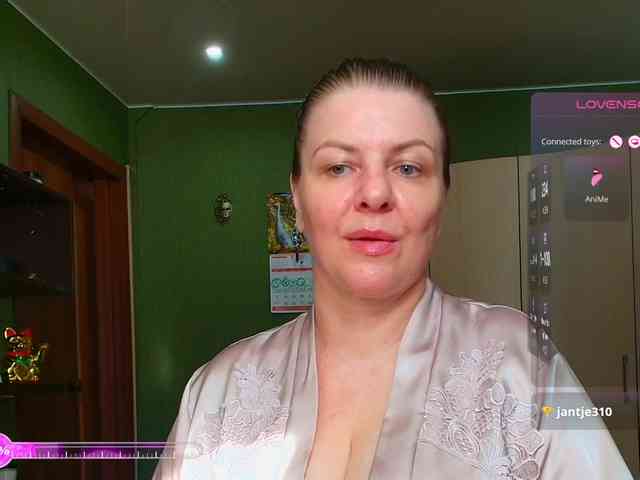 Veronika_Gold webcam