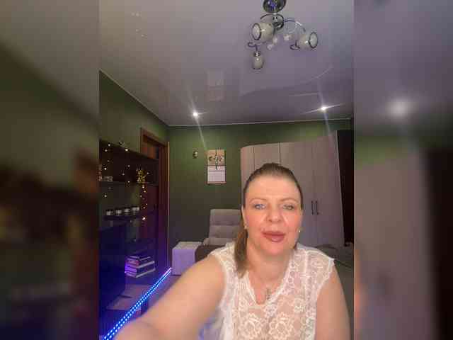 Veronika_Gold webcam