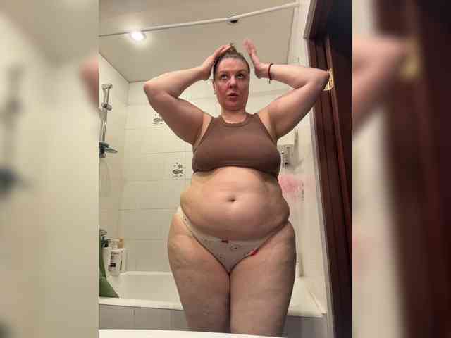 Veronika_Gold webcam