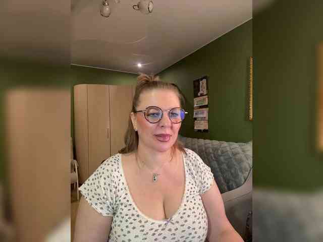 Veronika_Gold webcam