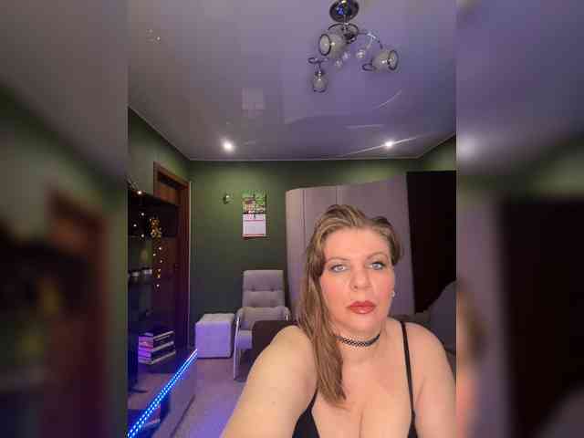 Veronika_Gold webcam