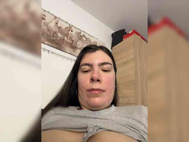 spicyPatchouli webcam