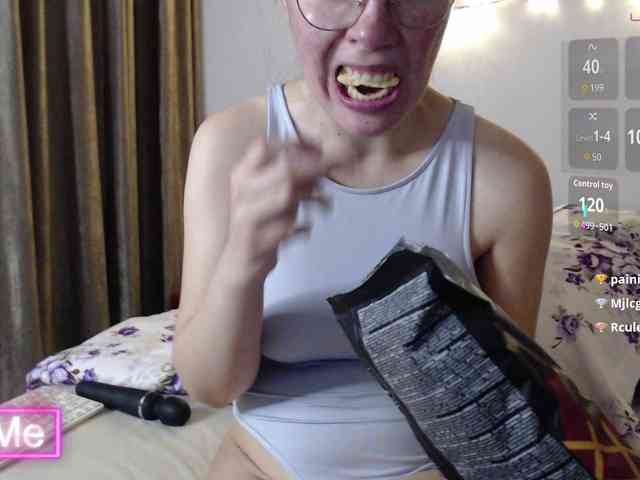 spicyPatchouli webcam