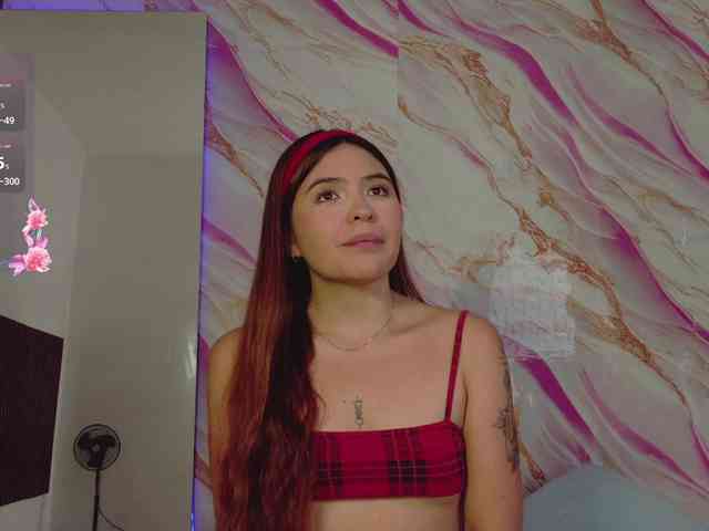 EimyAnistonCute webcam