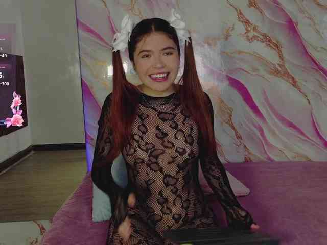 EimyAnistonCute