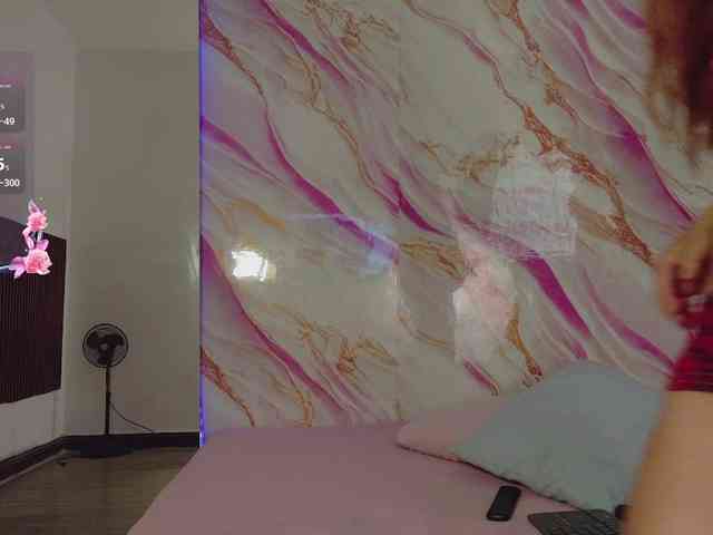 EimyAnistonCute webcam