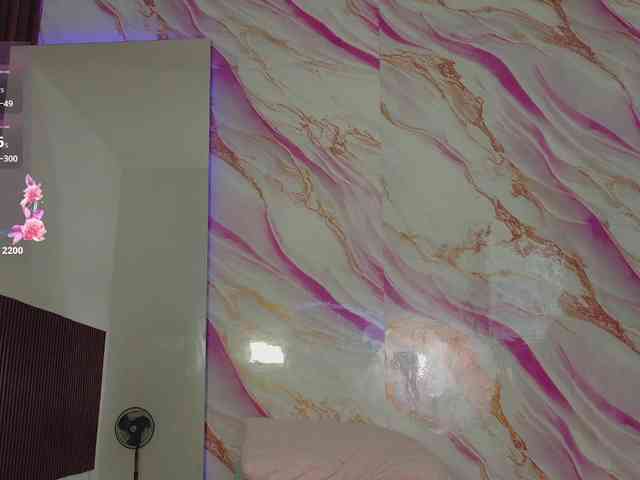 EimyAnistonCute webcam