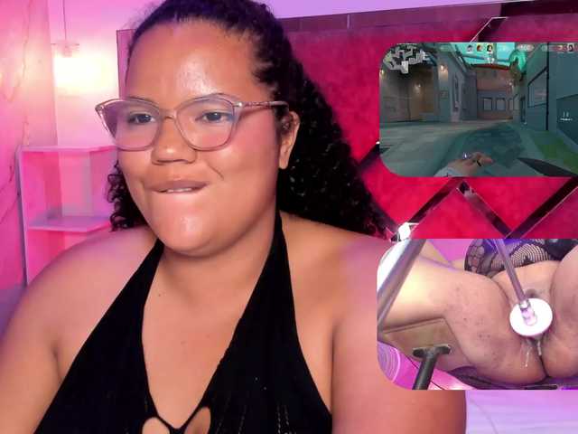 MhiaRey live cam on BongaCams