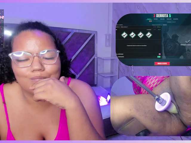 MhiaRey live cam on BongaCams