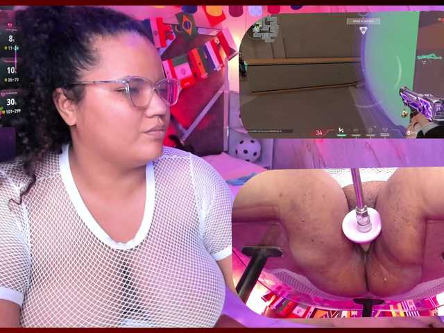 MhiaRey live cam on BongaCams