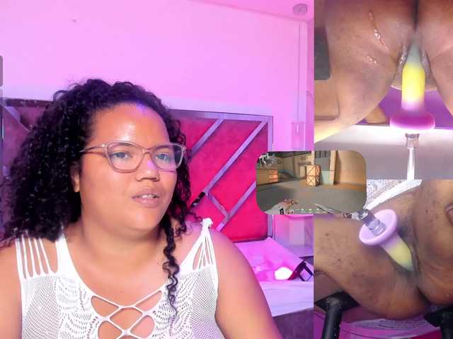 MhiaRey live cam on BongaCams