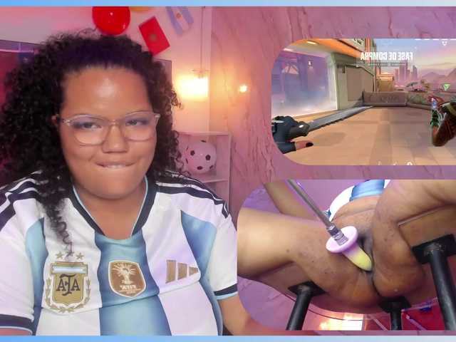 MhiaRey live cam on BongaCams