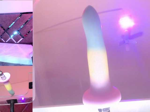MhiaRey live cam on BongaCams