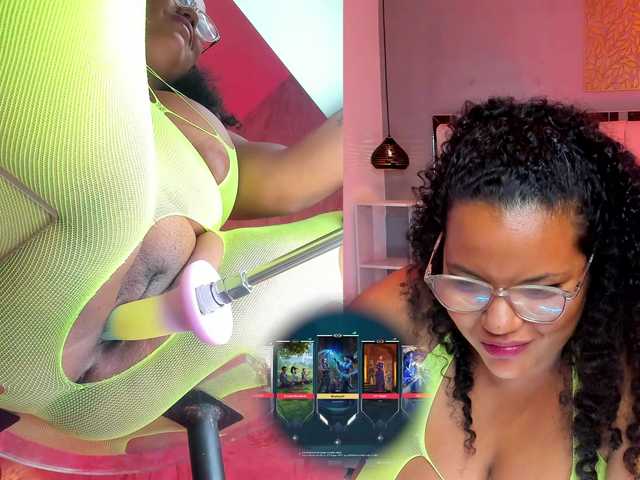 MhiaRey live cam on BongaCams