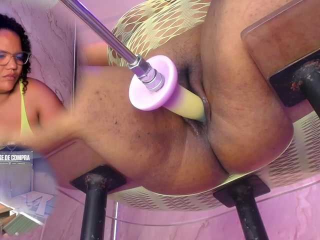 MhiaRey live cam on BongaCams