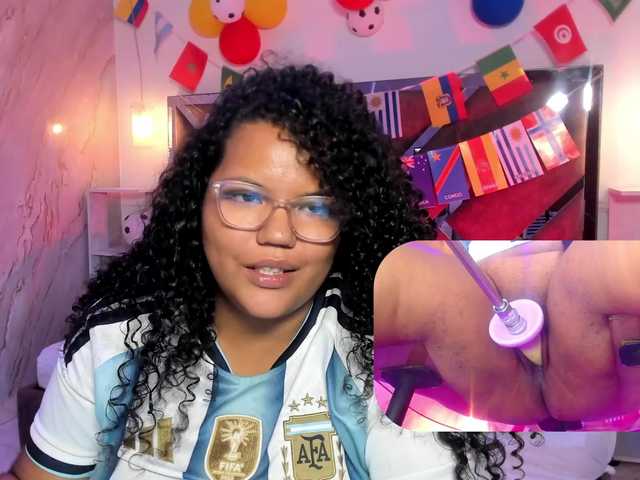 MhiaRey live cam on UnifiedCams