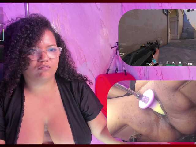 MhiaRey live cam on BongaCams