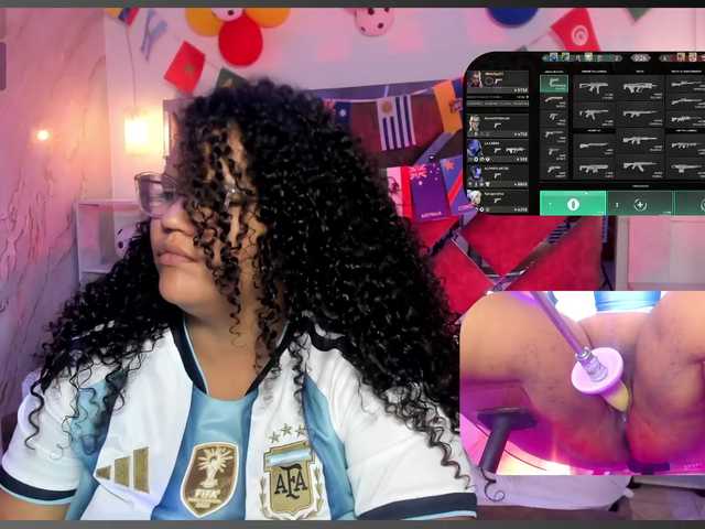 MhiaRey live cam on BongaCams