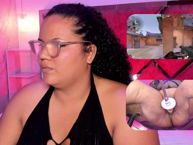 MhiaRey live cam on BongaCams