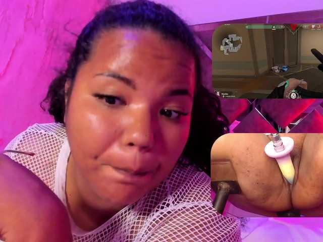MhiaRey live cam on BongaCams