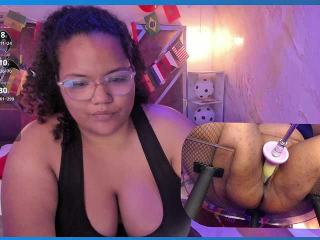 MhiaRey live cam on BongaCams