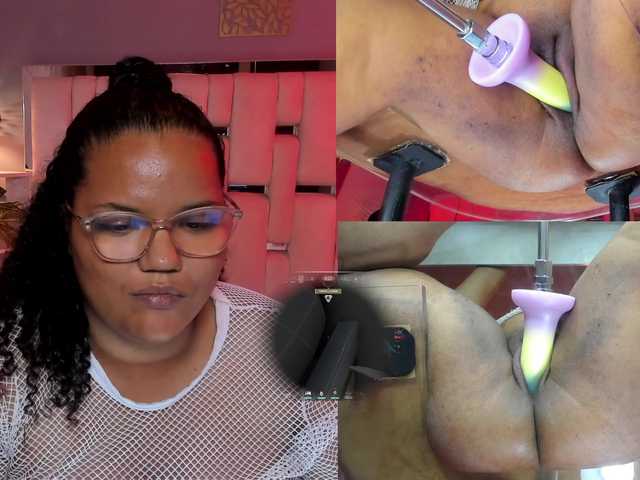MhiaRey live cam on BongaCams