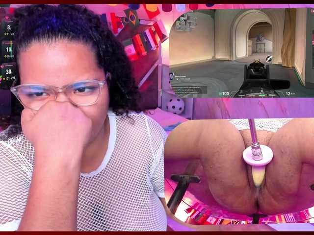 MhiaRey live cam on BongaCams