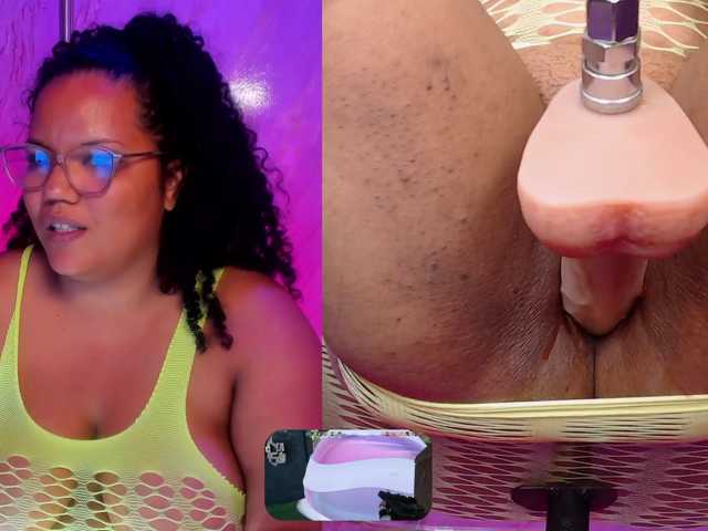 MhiaRey live cam on BongaCams