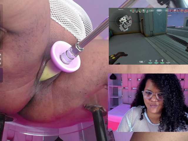 MhiaRey live cam on BongaCams