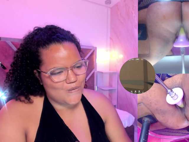 MhiaRey live cam on BongaCams