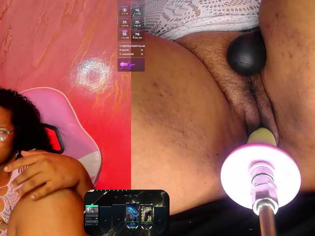 MhiaRey live cam on BongaCams