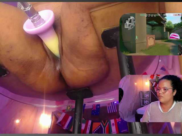 MhiaRey live cam on BongaCams