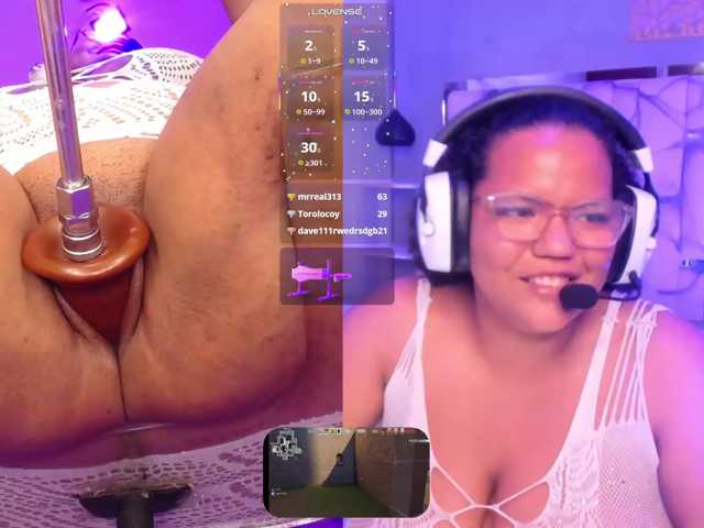 MhiaRey live cam on BongaCams