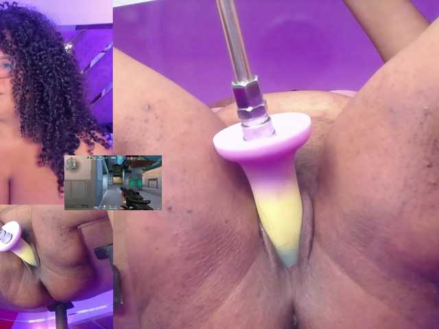 MhiaRey live cam on BongaCams