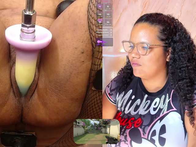 MhiaRey live cam on BongaCams
