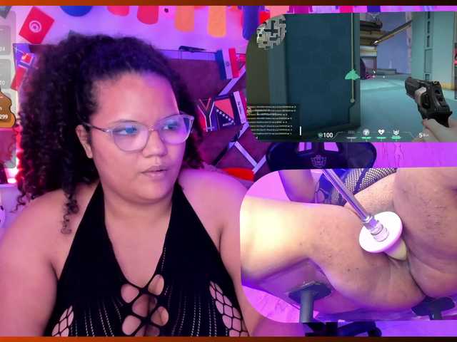 MhiaRey live cam on BongaCams