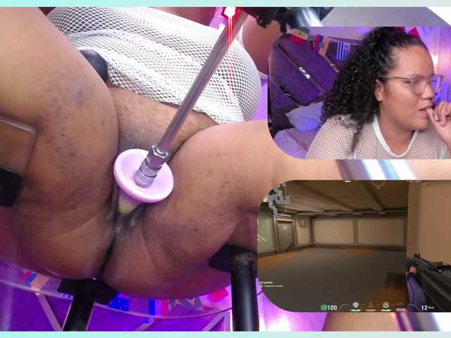 MhiaRey live cam on BongaCams