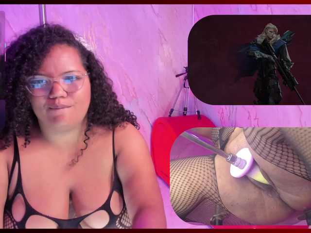 MhiaRey live cam on BongaCams