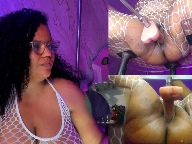MhiaRey live cam on BongaCams