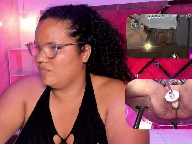 MhiaRey live cam on BongaCams