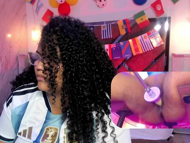 MhiaRey live cam on BongaCams
