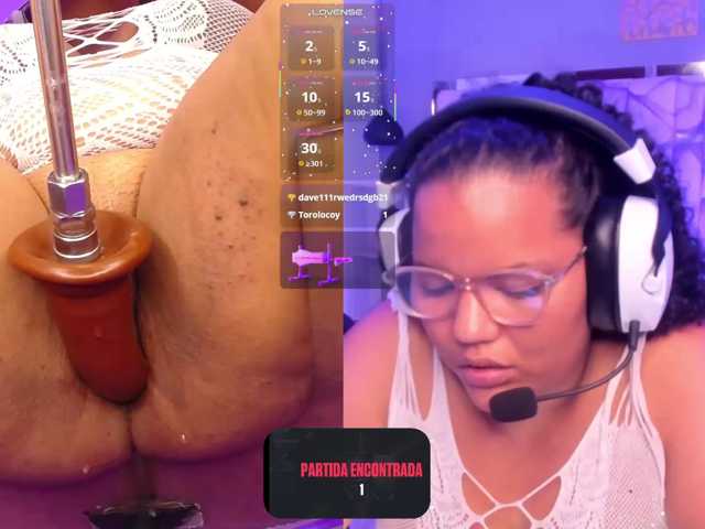 MhiaRey live cam on BongaCams