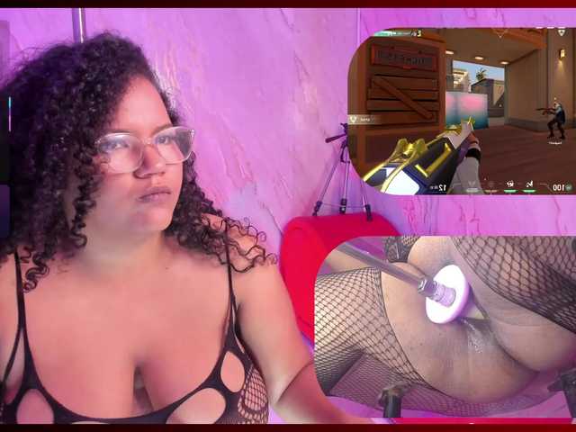 MhiaRey live cam on BongaCams