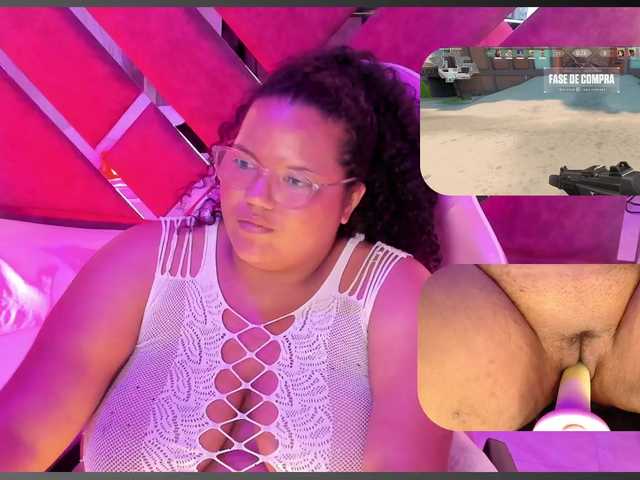 MhiaRey live cam on BongaCams