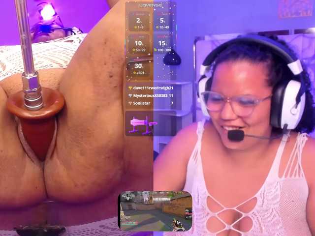 MhiaRey live cam on BongaCams