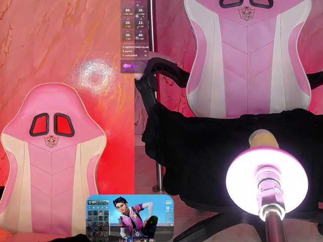 MhiaRey live cam on BongaCams