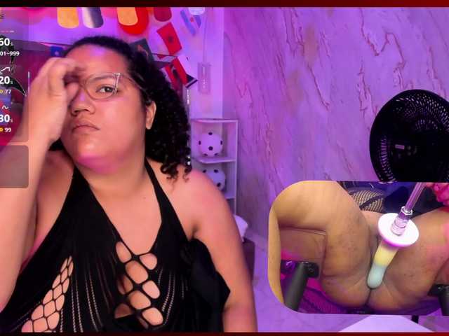 MhiaRey live cam on BongaCams